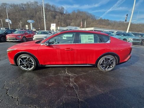 New 2025 Kia K4 GT-Line w/ GT-Line Sunroof Package FWD image 4