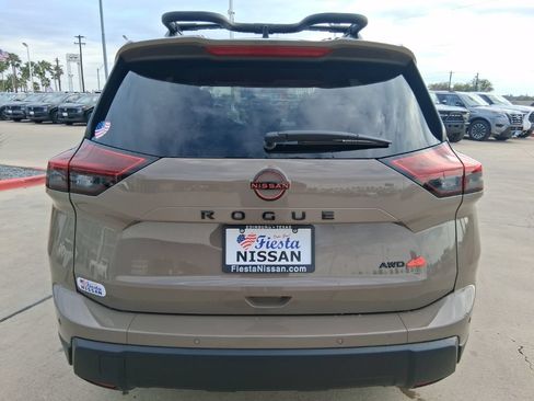 New 2026 Nissan Rogue SV AWD/4WD image 6