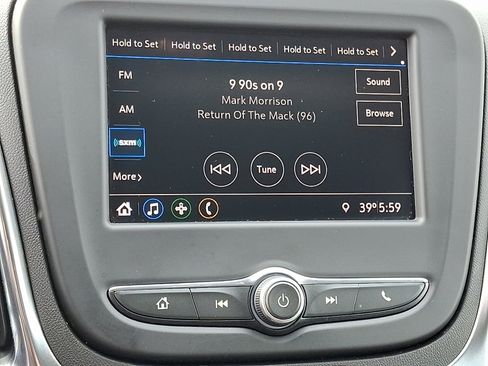 Used 2020 Chevrolet Equinox LT image 17