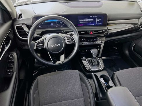 Used 2024 Kia Seltos X-Line AWD/4WD image 23