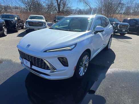 New 2026 Buick Envision Avenir image 3