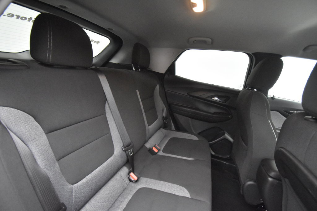 Used 2025 Chevrolet TrailBlazer LT AWD/4WD image 18