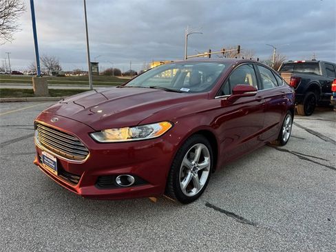 Used 2014 Ford Fusion SE w/ Equipment Group 201A image 4