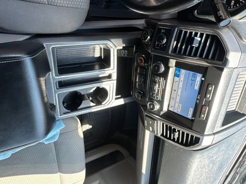 Used 2018 Ford F150 XLT w/ Equipment Group 302A Luxury AWD/4WD image 27