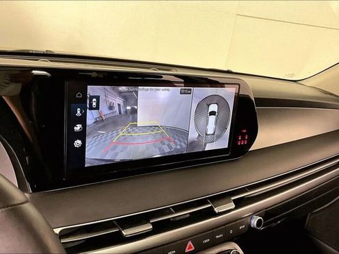 Used 2025 Hyundai Palisade SEL FWD image 13