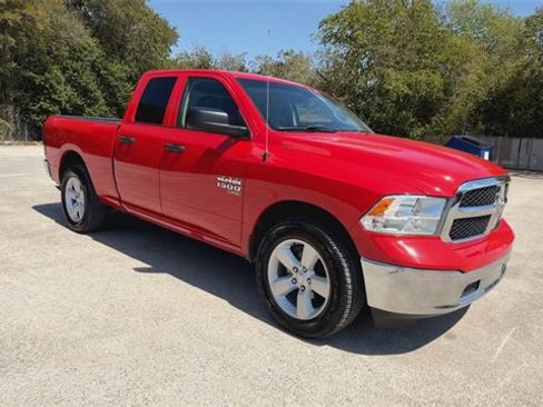 Used 2024 RAM 1500 Classic SLT image 2