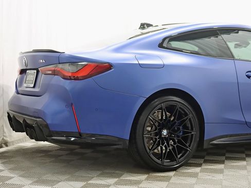 Used 2021 BMW M4 Coupe w/ Executive Package RWD image 10