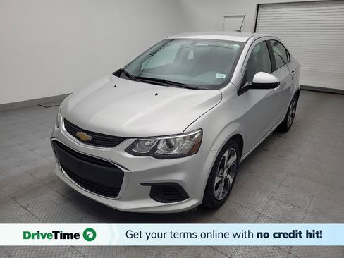 Used 2017 Chevrolet Sonic Premier FWD image 1