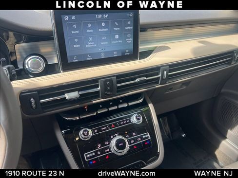 Certified 2021 Lincoln Corsair AWD w/ Equipment Group 101A image 17