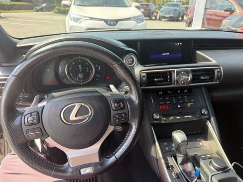 Used 2019 Lexus IS 300 F Sport w/ F Sport Package AWD/4WD image 2