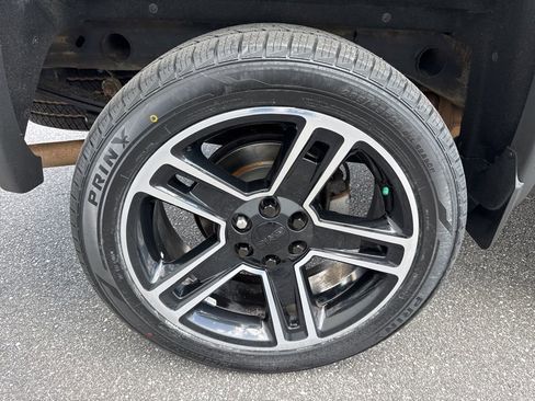 Used 2018 GMC Sierra 1500 Denali AWD/4WD image 9