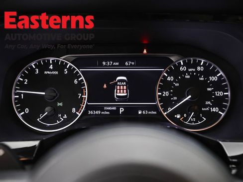 Used 2025 Nissan Pathfinder SV FWD image 18