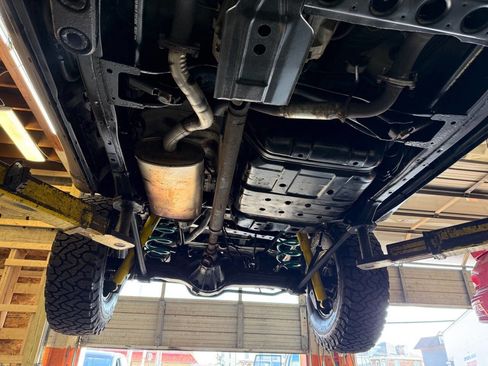 Used 2002 Toyota Land Cruiser image 30