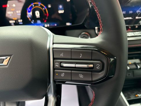 Used 2026 Chevrolet Colorado Z71 w/ Technology Package image 14