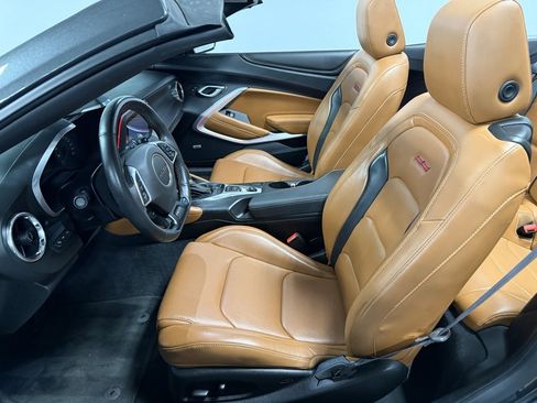 Used 2017 Chevrolet Camaro SS image 9