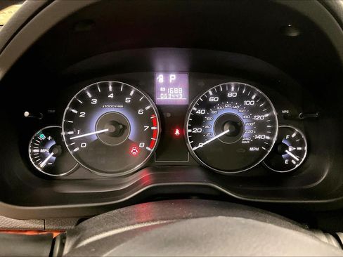 Used 2011 Subaru Outback 2.5i Limited AWD/4WD image 25