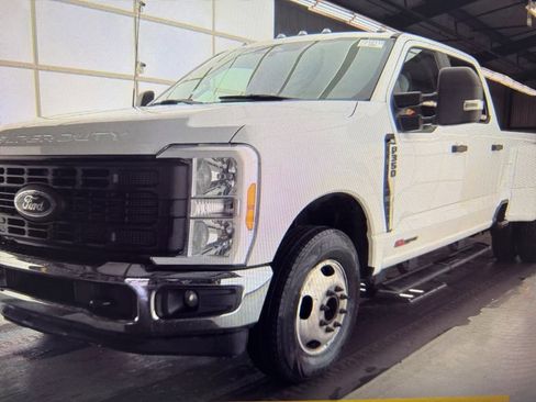 Used 2023 Ford F350 XL w/ XL Driver Assist Package image 1