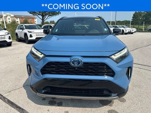 Used 2022 Toyota RAV4 XSE AWD/4WD image 2