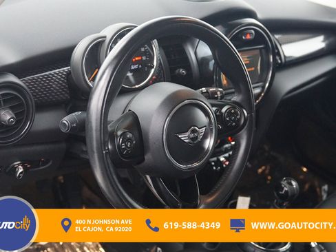 Used 2017 MINI Cooper S image 5