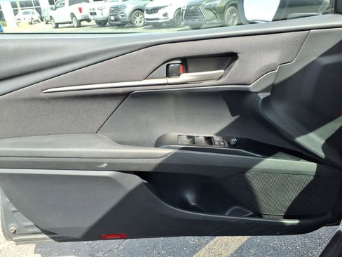 Used 2025 Toyota Camry LE FWD image 25