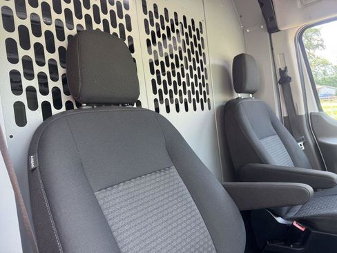 Used 2023 Ford Transit 250 Medium Roof AWD image 15