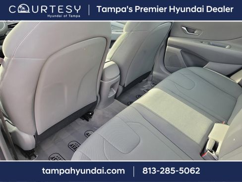 Certified 2025 Hyundai Elantra Sport w/ Cargo Package image 10