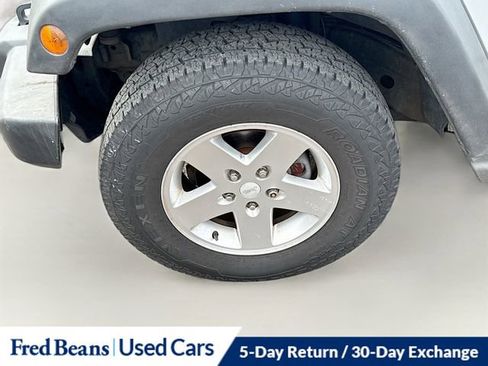 Used 2011 Jeep Wrangler Unlimited Sport image 29