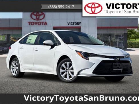 Certified 2026 Toyota Corolla LE FWD image 1