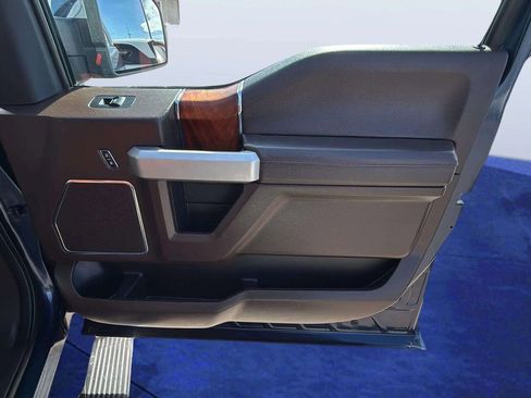 Used 2018 Ford F150 King Ranch w/ Equipment Group 601A Luxury image 19