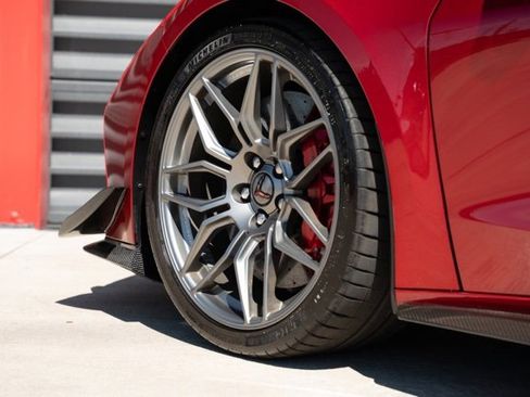 Used 2025 Chevrolet Corvette Z06 w/ Z07 Performance Package image 30