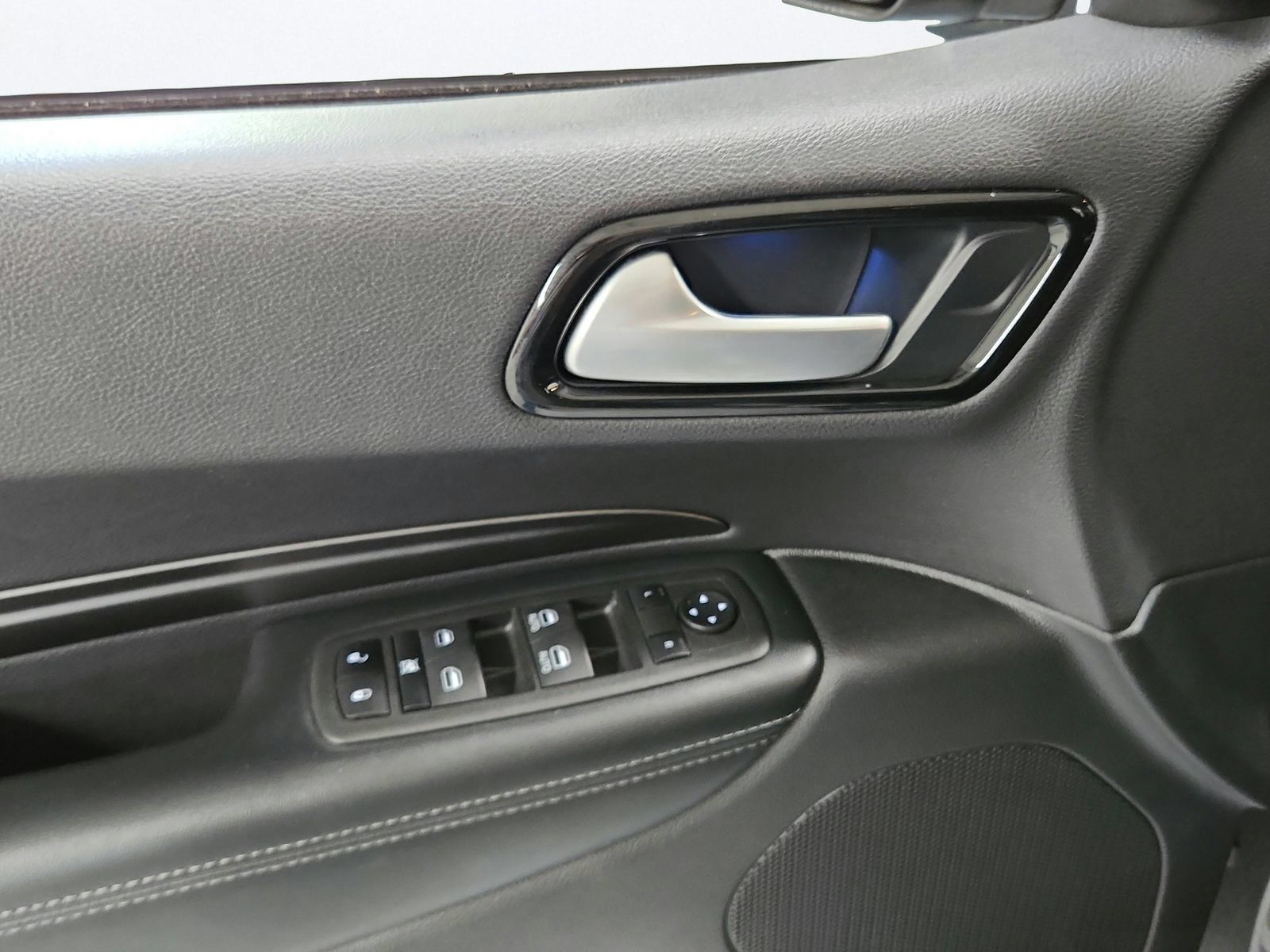 Used 2022 Dodge Durango SXT AWD/4WD image 11