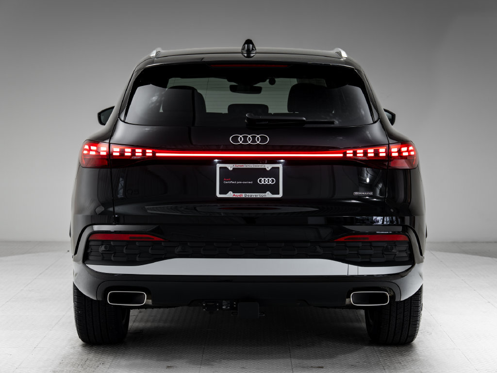 Certified 2025 Audi Q5 Premium w/ 19" Wheel Package AWD/4WD image 29