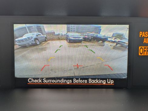 Used 2014 Subaru Forester 2.5i Touring AWD/4WD image 21