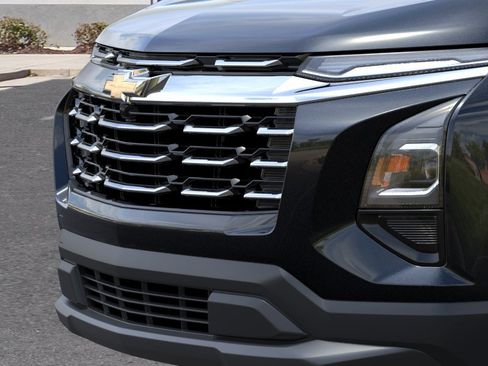 New 2026 Chevrolet Equinox LT FWD image 15