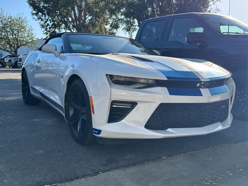 Used 2016 Chevrolet Camaro SS RWD image 3