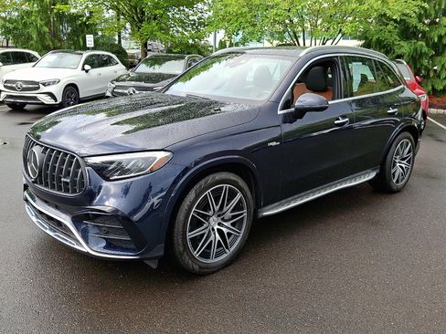 Used 2024 Mercedes-Benz GLC 43 AMG 4MATIC image 3