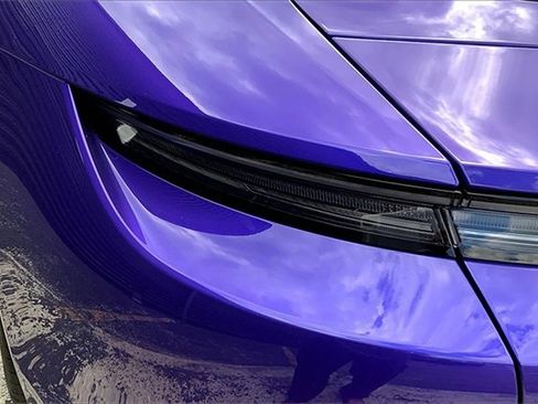 New 2025 Porsche Taycan GTS image 19