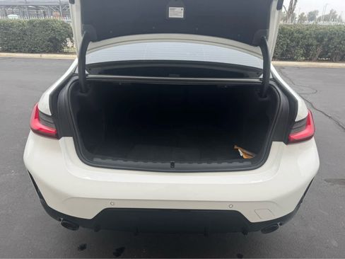 Used 2024 BMW 330i Sedan w/ M Sport Package image 5