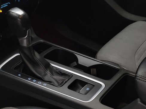 Used 2017 Ford Escape SE w/ SE Sport Appearance Package image 26