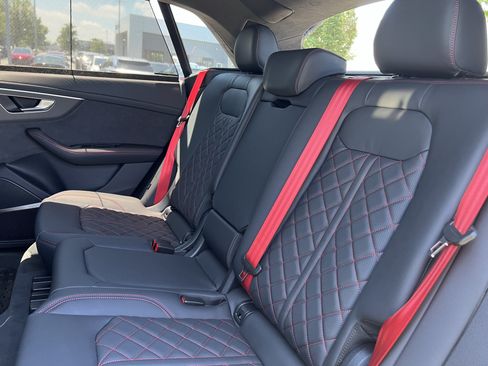 New 2026 Audi SQ8 Prestige AWD/4WD image 34