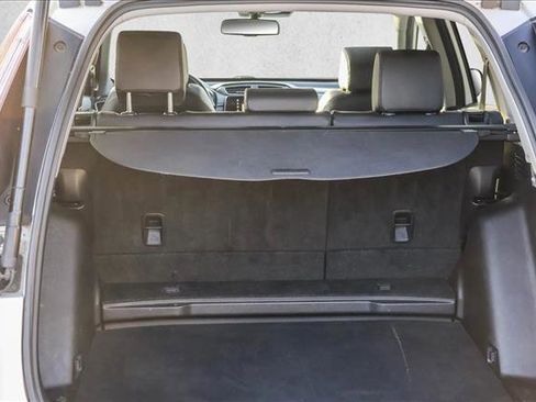 Used 2018 Honda CR-V Touring image 25