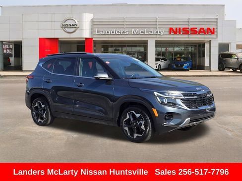 Used 2025 Kia Seltos EX w/ EX Sunroof Package FWD image 1