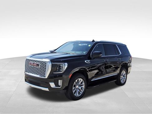 Used 2024 GMC Yukon Denali RWD image 2