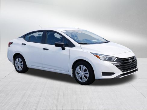 Used 2024 Nissan Versa S w/ Trunk Package FWD image 8