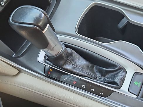 Used 2020 Honda Accord EX-L image 32