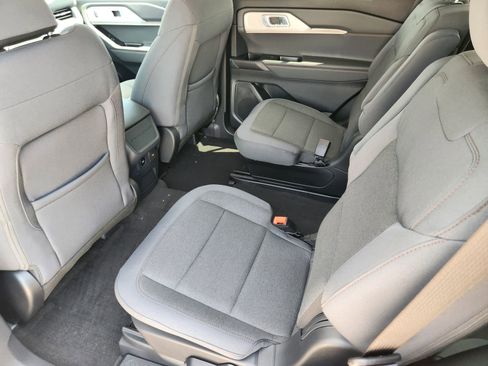New 2026 Ford Explorer Active image 24