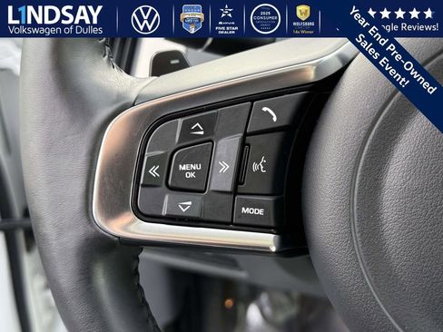 Used 2019 Jaguar E-PACE SE image 22