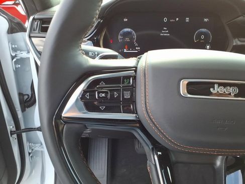 New 2026 Jeep Grand Cherokee L Summit image 10