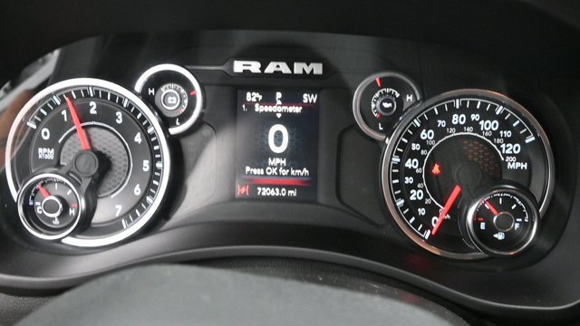 Used 2024 RAM 2500 Tradesman w/ Chrome Appearance Group AWD/4WD image 18
