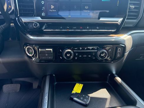 Used 2026 Chevrolet Silverado 2500 LT w/ Trail Boss Package AWD/4WD image 23